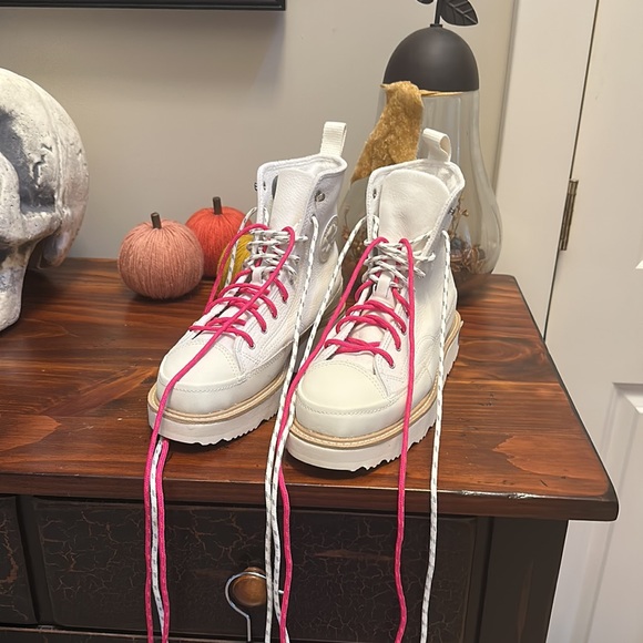 Converse Unisex Chuck Taylor® Crafted Boot in Egret - Picture 8 of 16